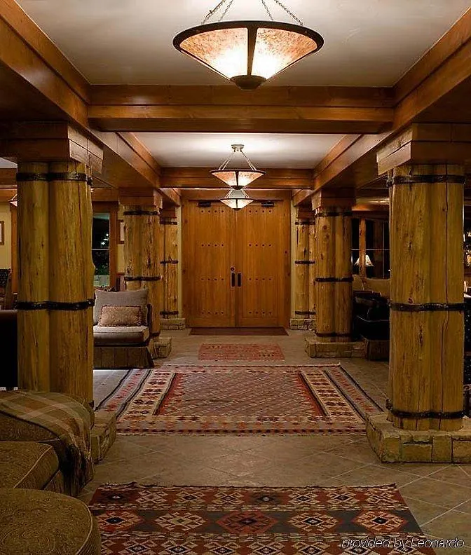Hotel At Lost Creek 4*