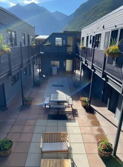 Designer Unit -center Of Town Of Telluride, Steps To Gondola And Town Park Apartment *