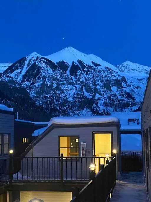 Apartment Designer Unit -center Of Town Of Telluride, Steps To Gondola And Town Park Telluride