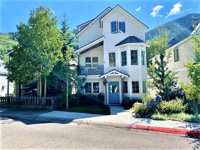 Will Brand New Mountain Contemporary *