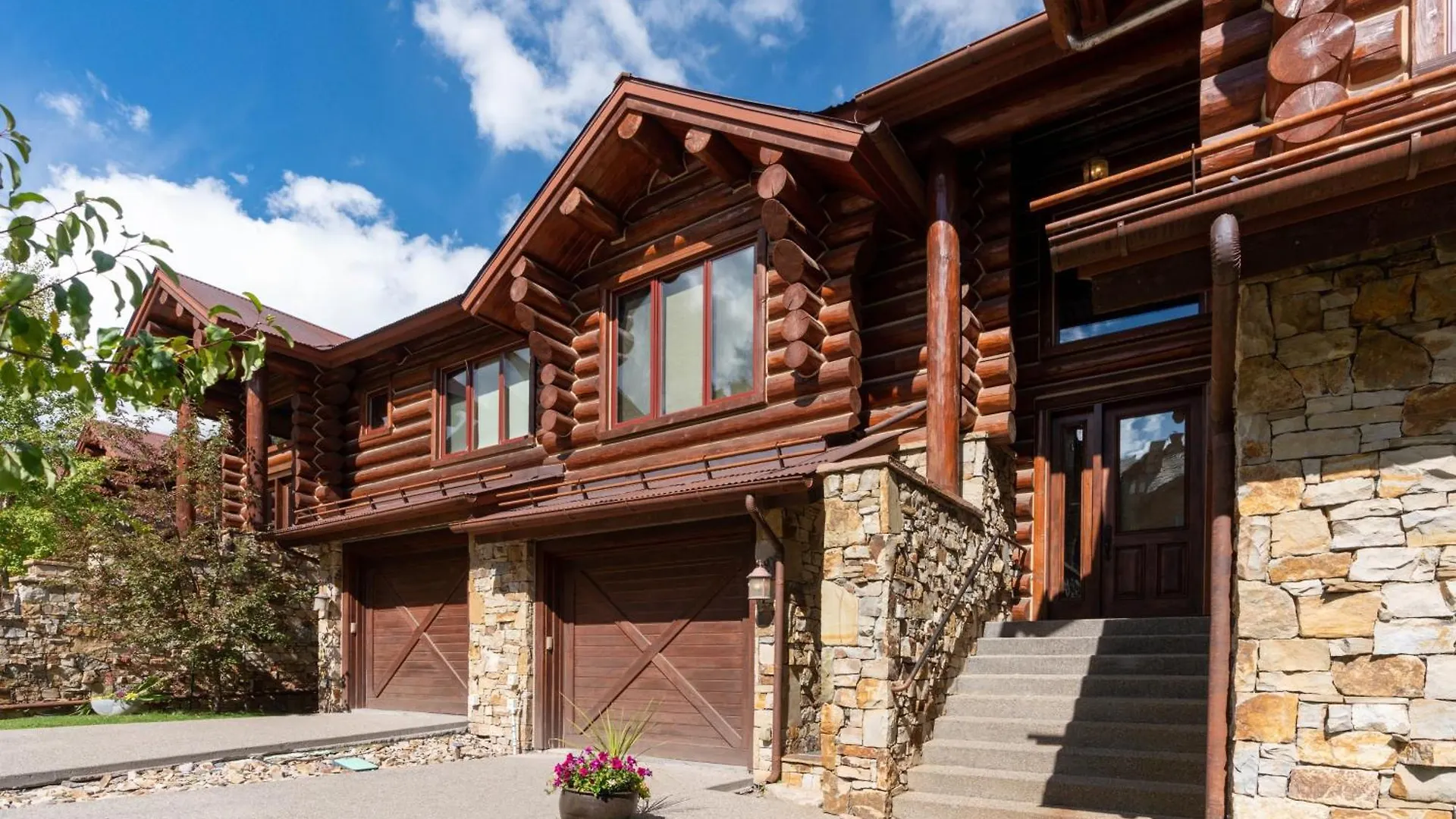 Townhome On The Creek 135 By Avantstay In Out W Hot Tub