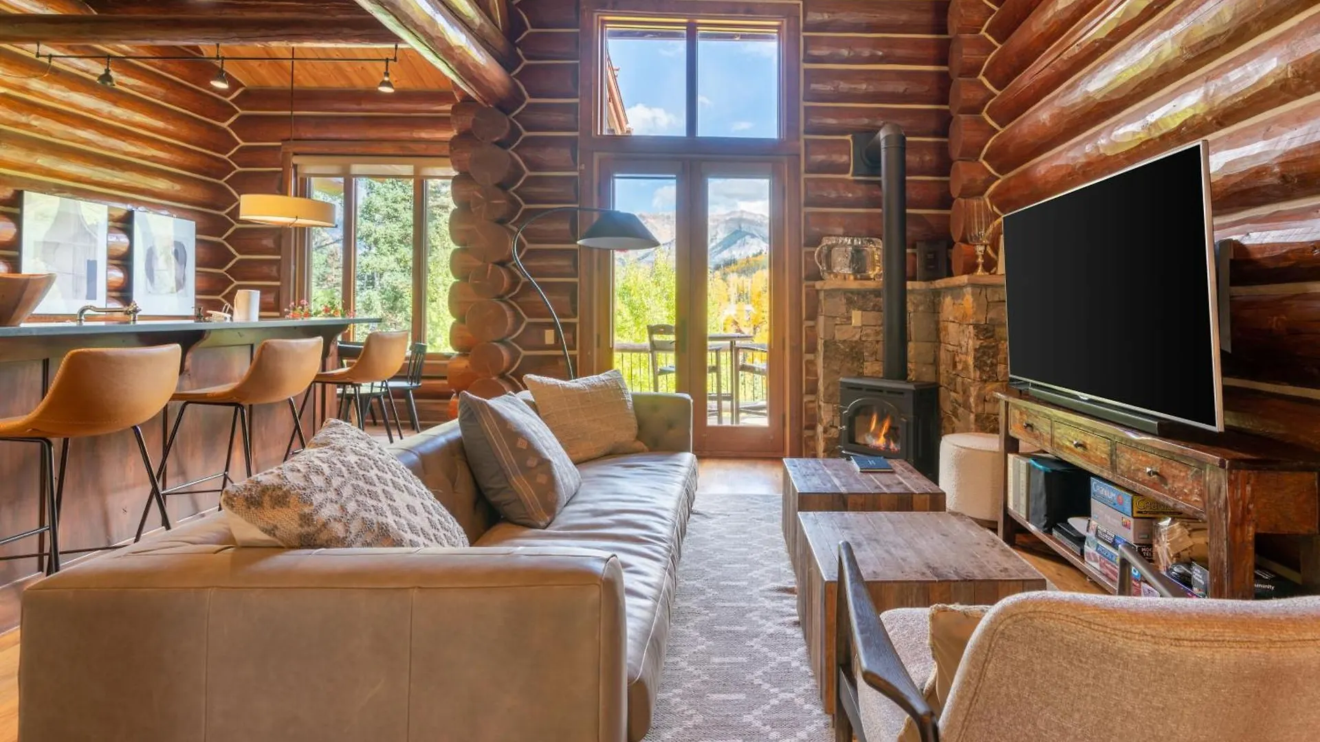 Holiday home Townhome On The Creek 135 By Avantstay In Out W Hot Tub