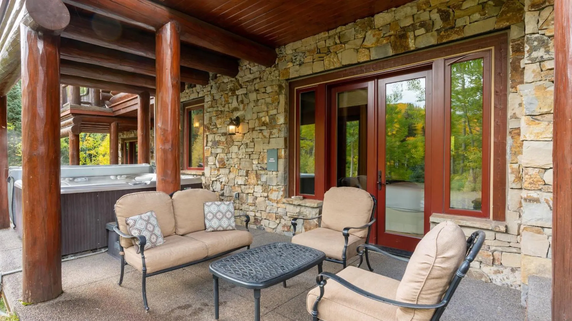 Townhome On The Creek 135 By Avantstay In Out W Hot Tub Holiday home *