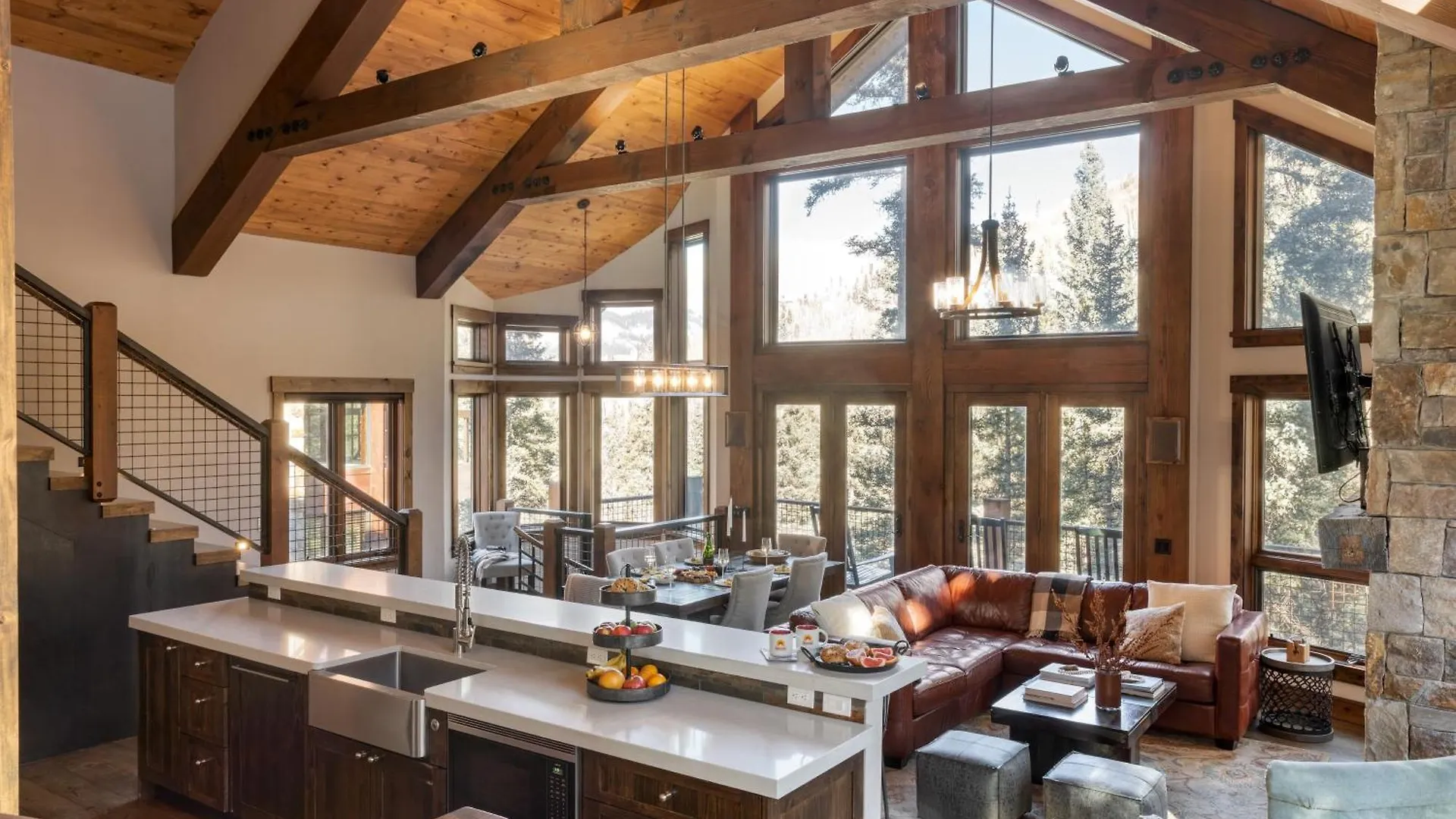 Apex By Avantstay Cozy Expansive Mountain Close To The Slopes W Hot Tub Holiday home Telluride