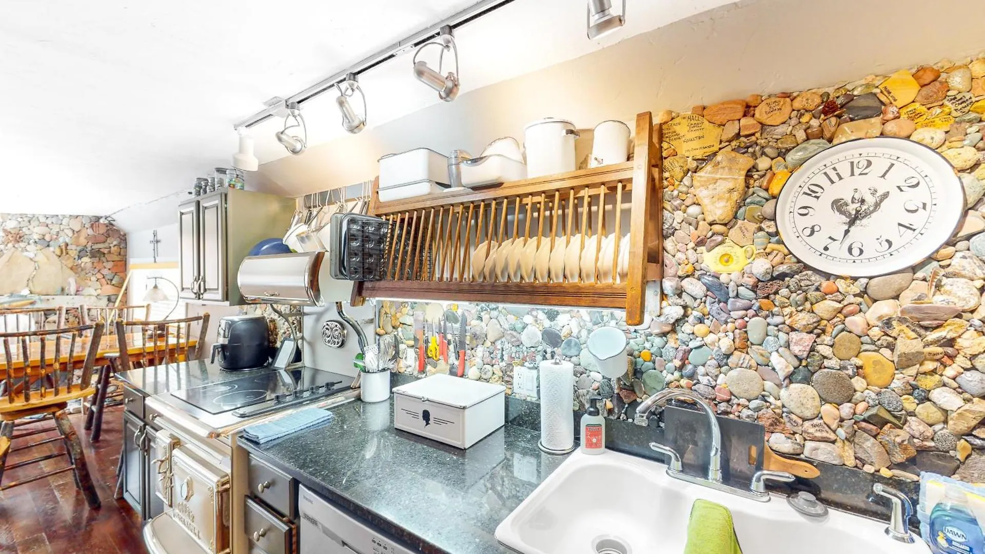 Colorado Ave East 215 - The Historic Apartment *