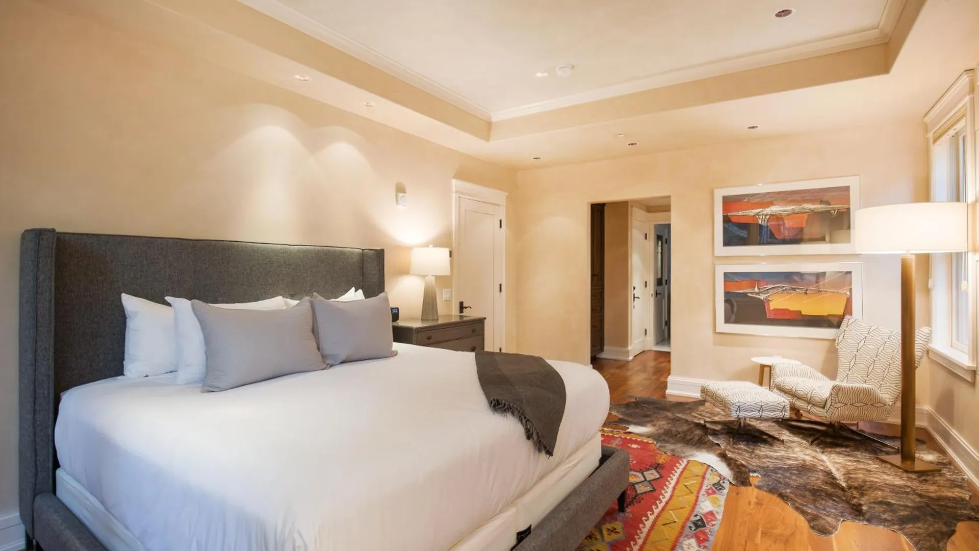 The Residences At Element 52