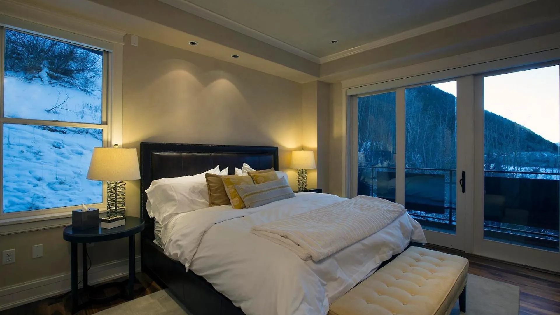 The Residences At Element 52