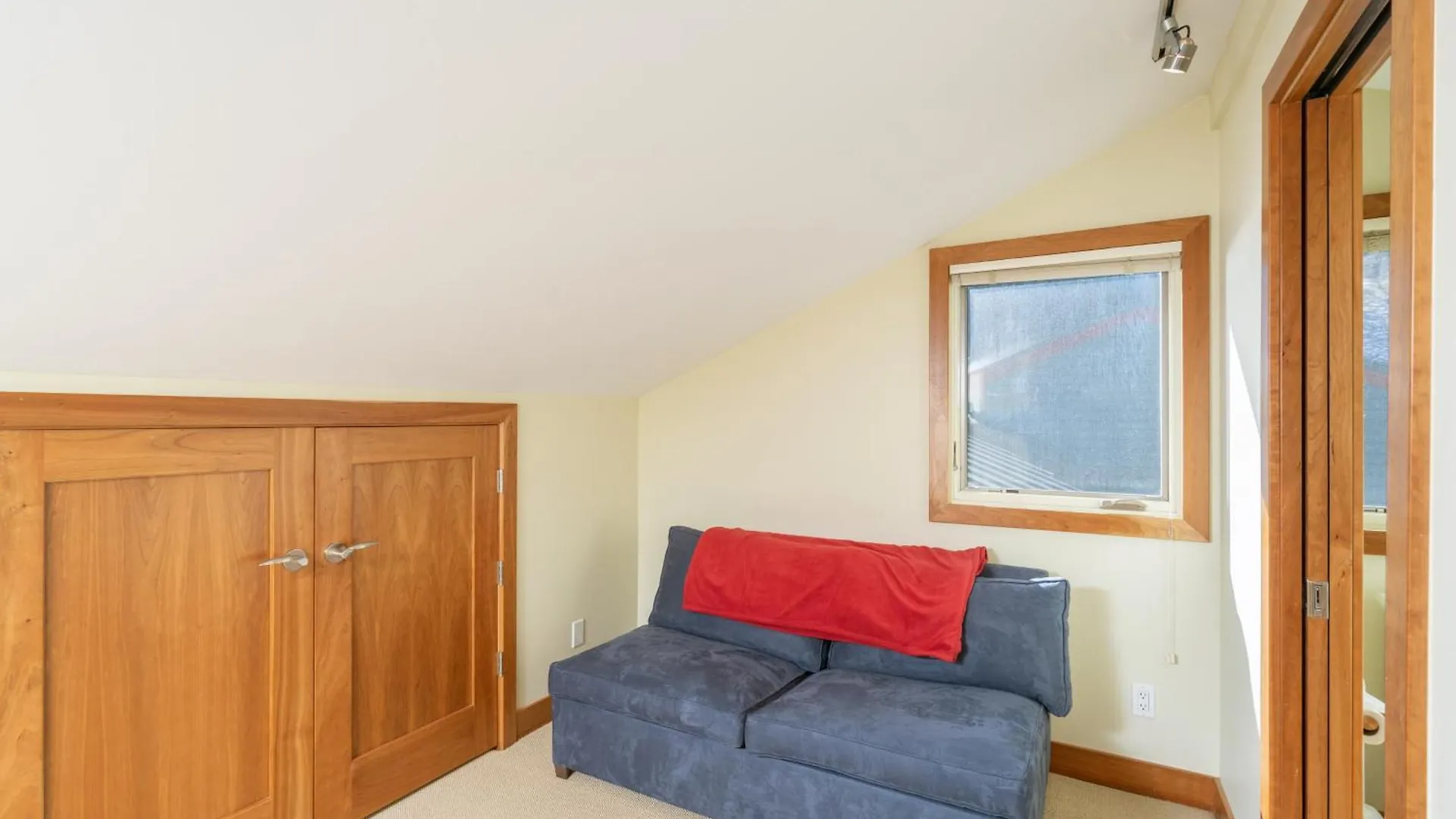 Spacious 3 Bedroom Easy Walk To Grocery Store And Chairlift 7 Telluride