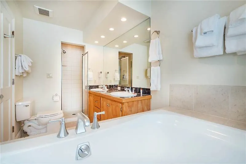 Etta Place Too By 3* Telluride