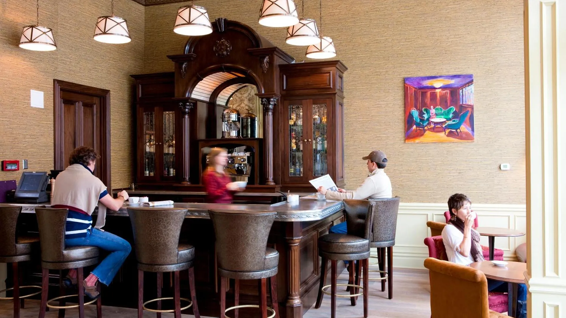 New Sheridan Hotel 4*