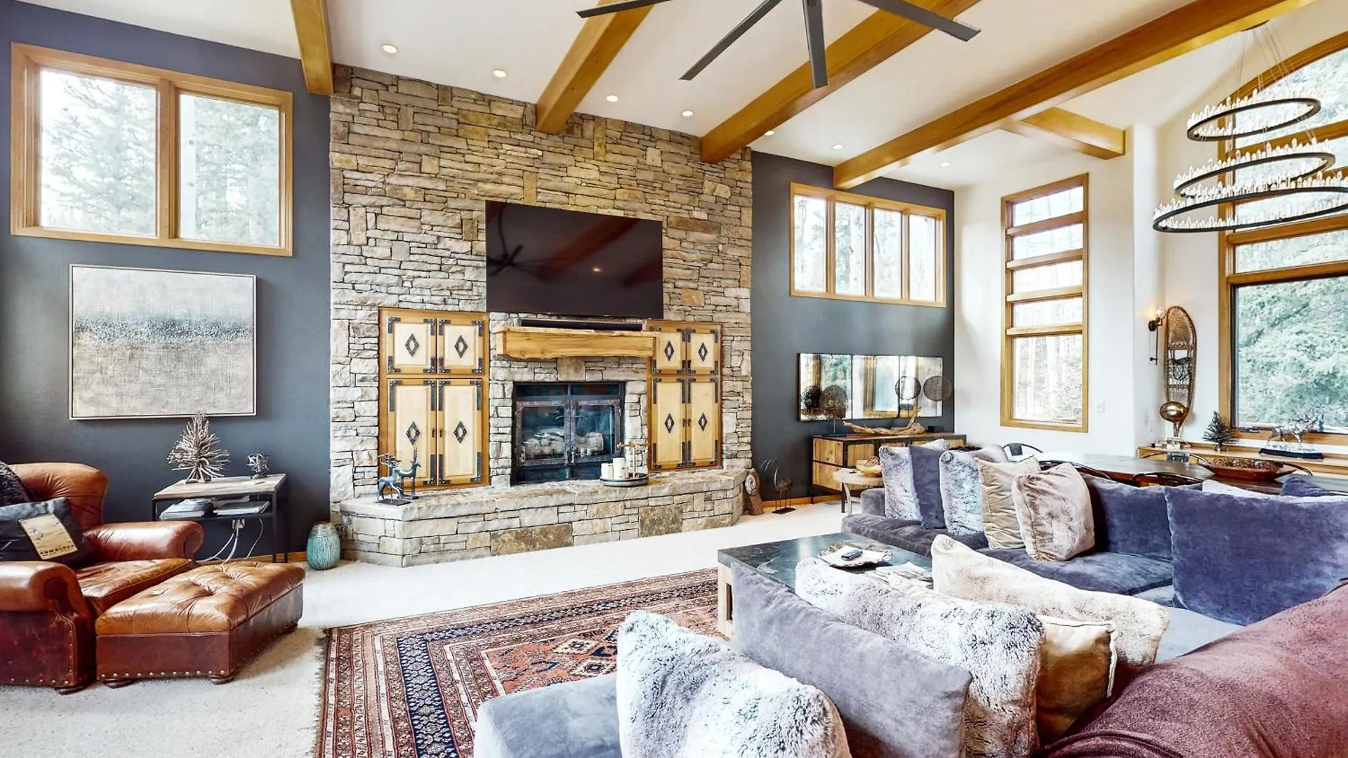 Benchmark 244 - Vista Telluride
