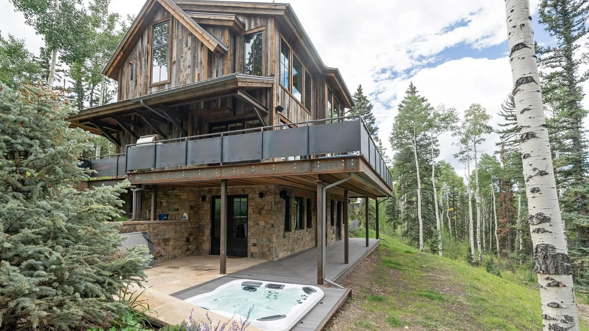 Holiday home Overlook House