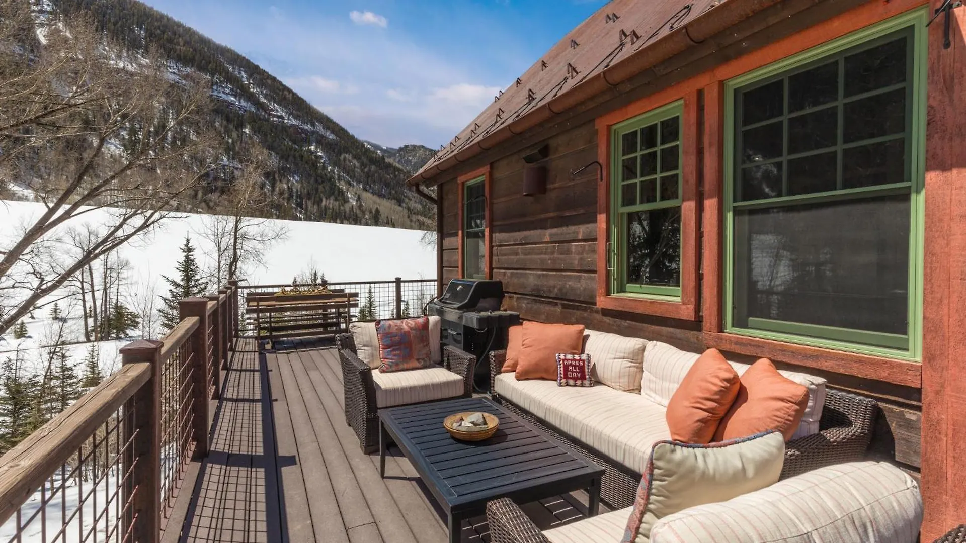 Holiday home Riverside House With Mountain Views *