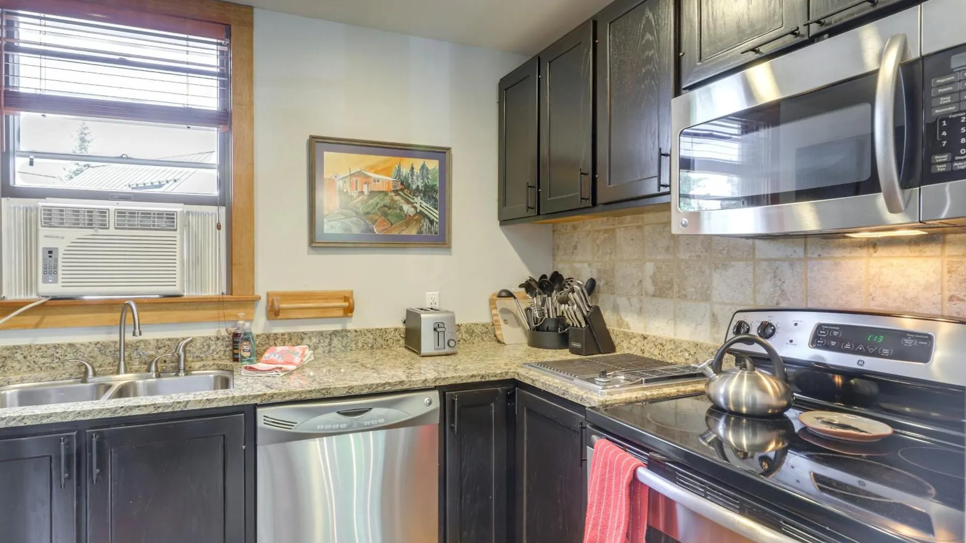 Walk To Lift, Bear Creek, And More! * Telluride