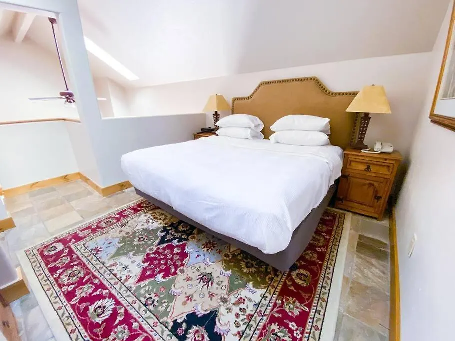 Holiday home 2 Bedroom - Luxury Skiin And Out *
