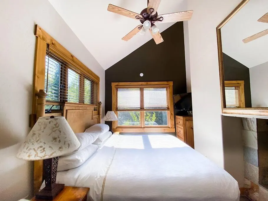 2 Bedroom - Luxury Skiin And Out Holiday home Telluride