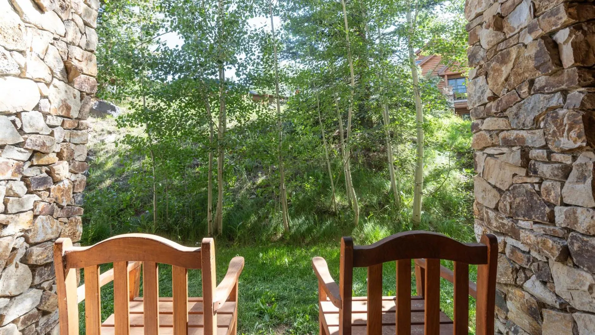 Bright 1br - Walk To Gondola!