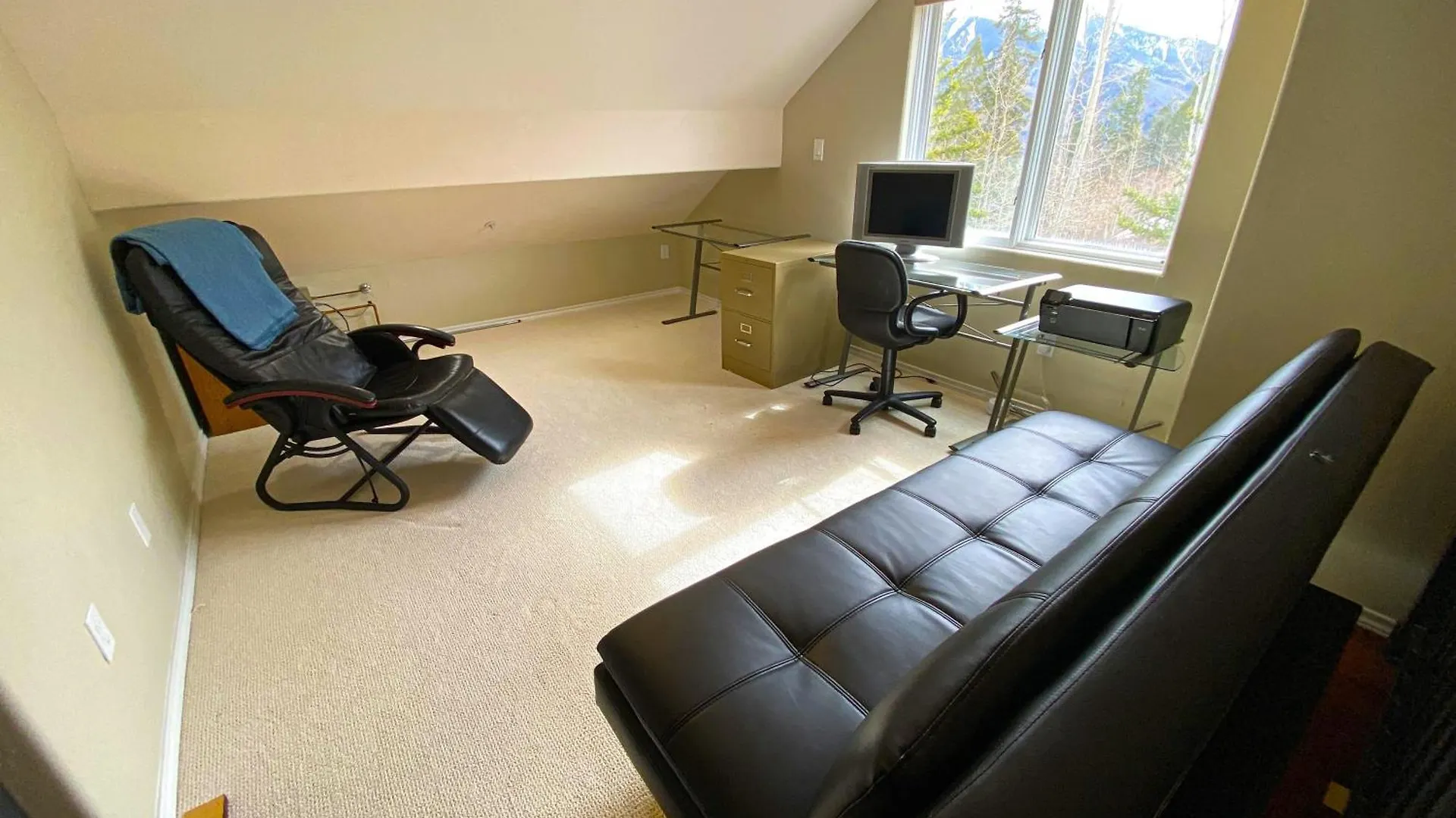 Crystal 22 - Infinite Vistas Holiday home *