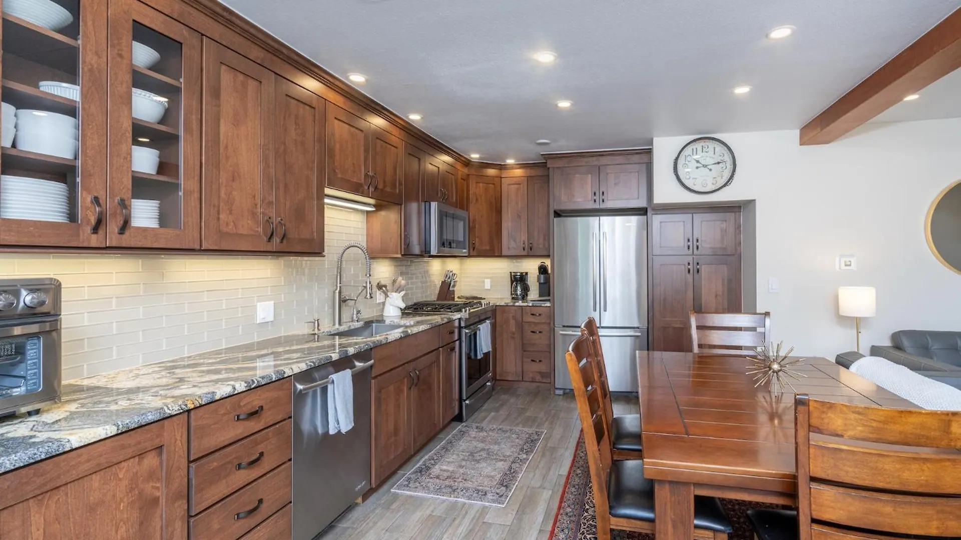 Northstar 6 Apartment *