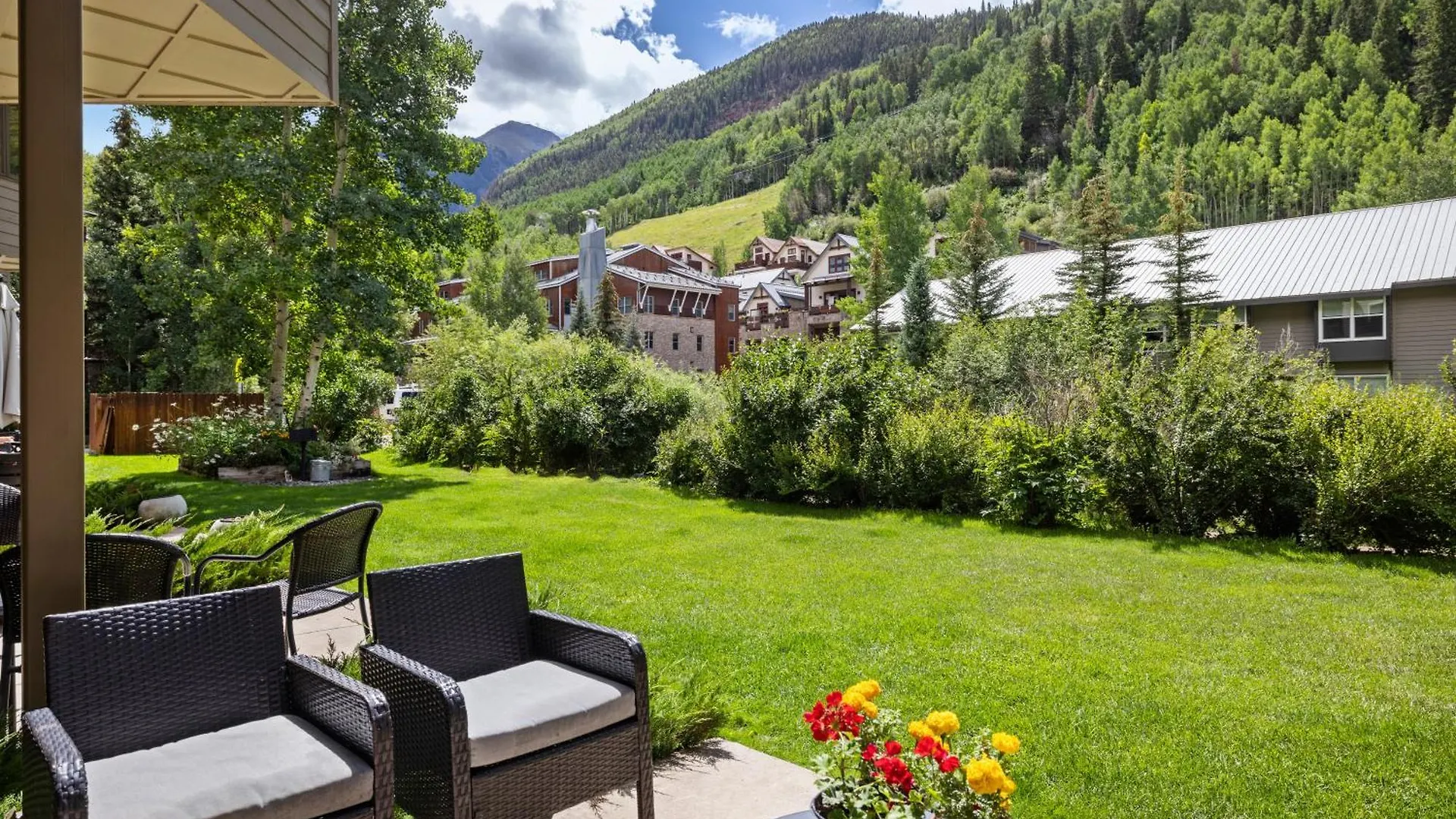 Riverside Retreat At Viking - Location! * Telluride