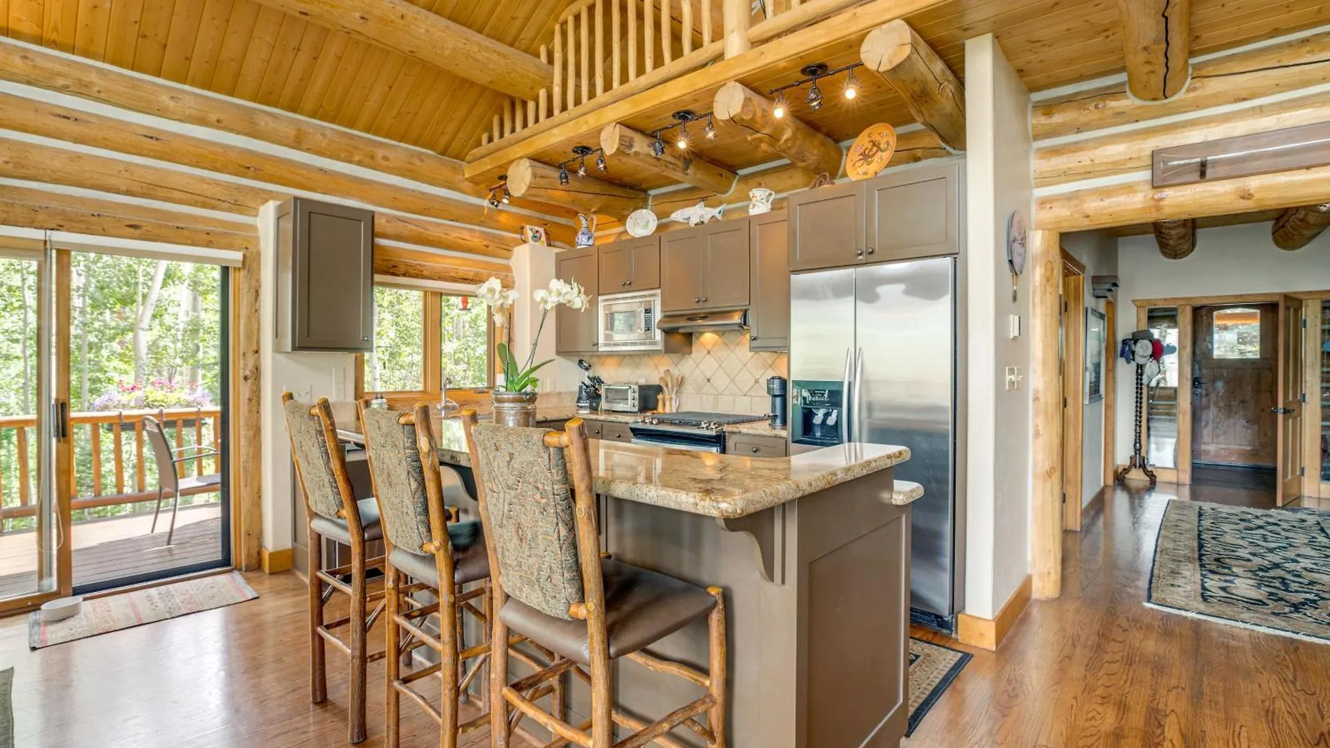 Ski-inandski-out With Deck And Hot Tub! * Telluride