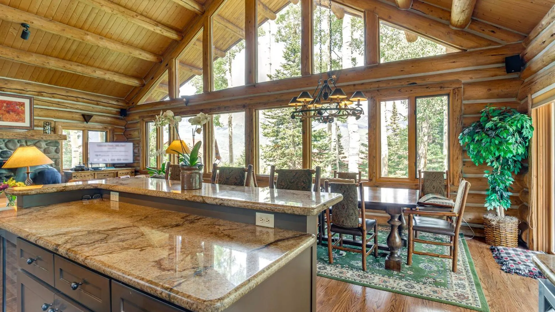 Ski-inandski-out With Deck And Hot Tub! Telluride