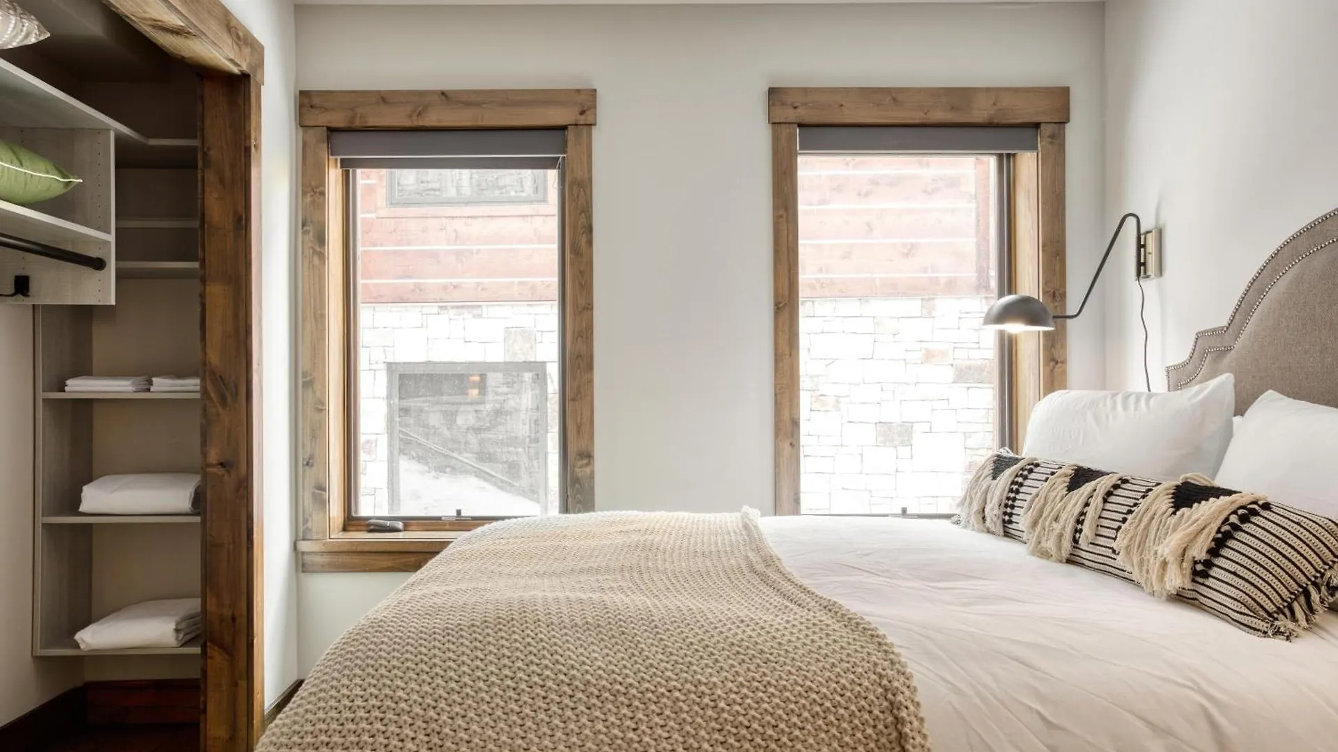 Apex By Avantstay Cozy Expansive Mountain Close To The Slopes W Hot Tub Holiday home Telluride