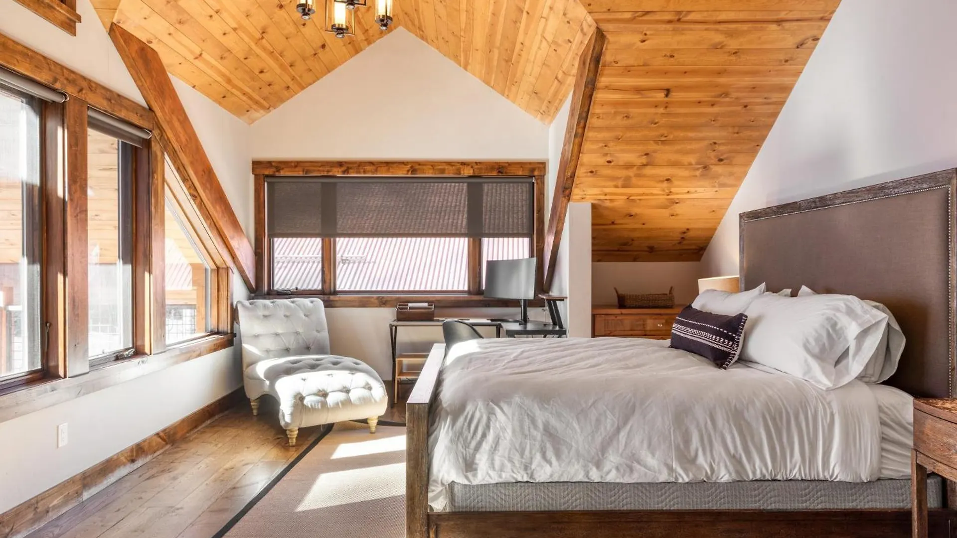 Holiday home Apex By Avantstay Cozy Expansive Mountain Close To The Slopes W Hot Tub *