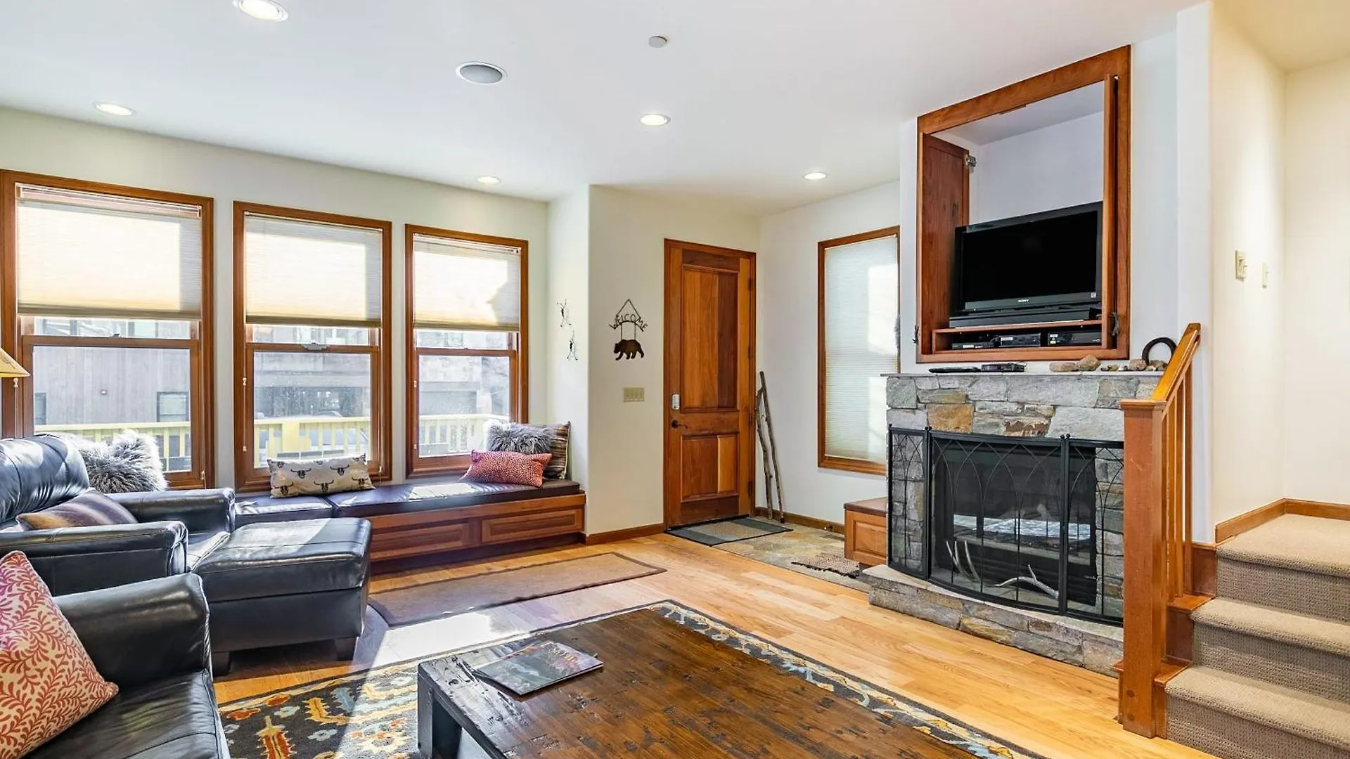 Pacific Street Townhome 514b By Avantstay Cute Townhouse In The Heart Of Telluride
