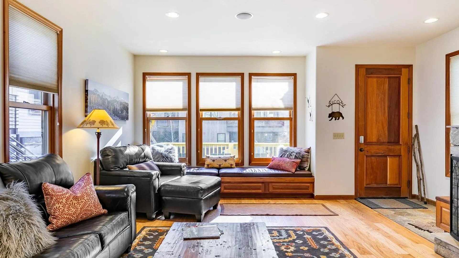 Apartment Pacific Street Townhome 514b By Avantstay Cute Townhouse In The Heart Of *