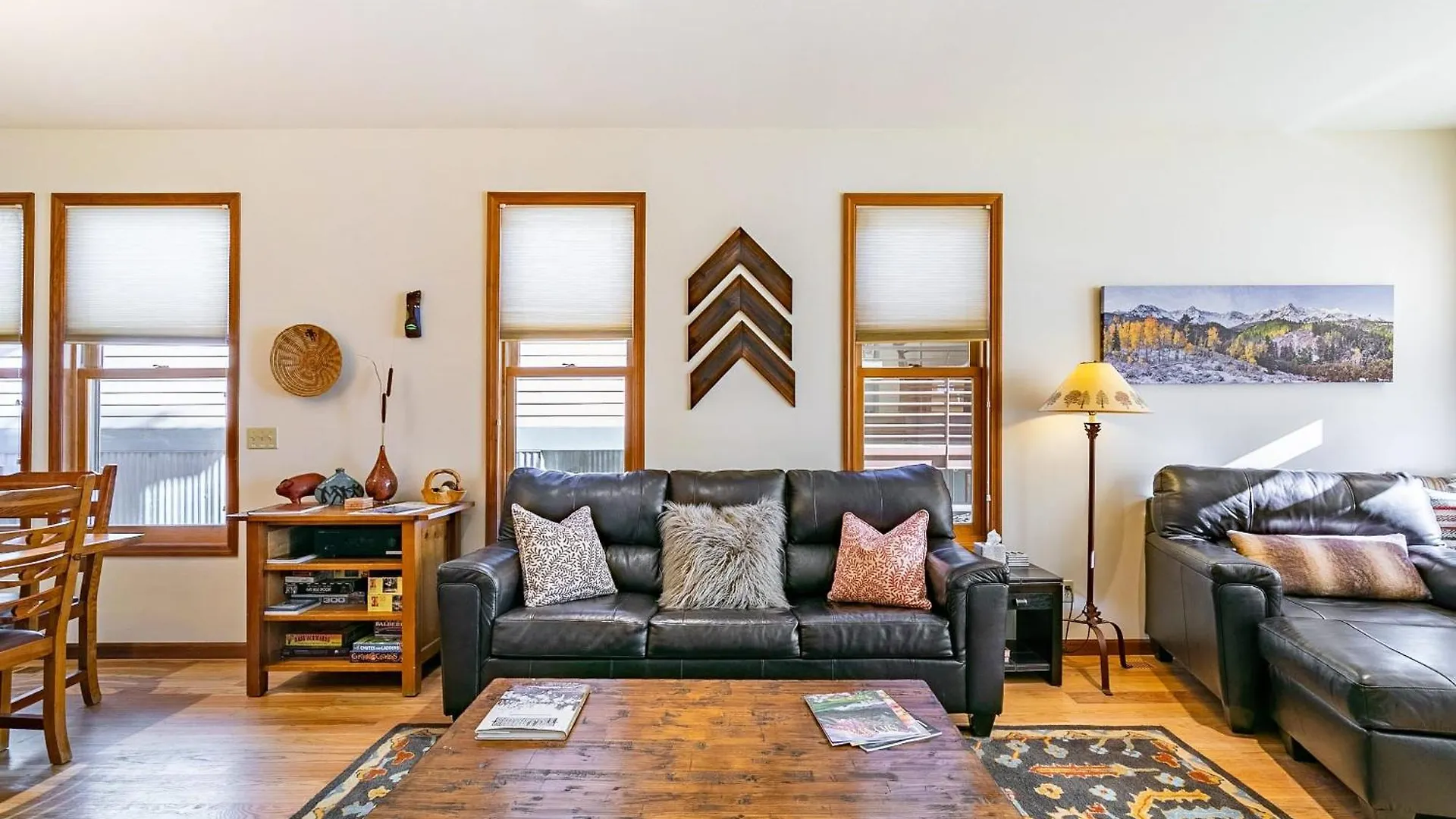 Pacific Street Townhome 514b By Avantstay Cute Townhouse In The Heart Of *