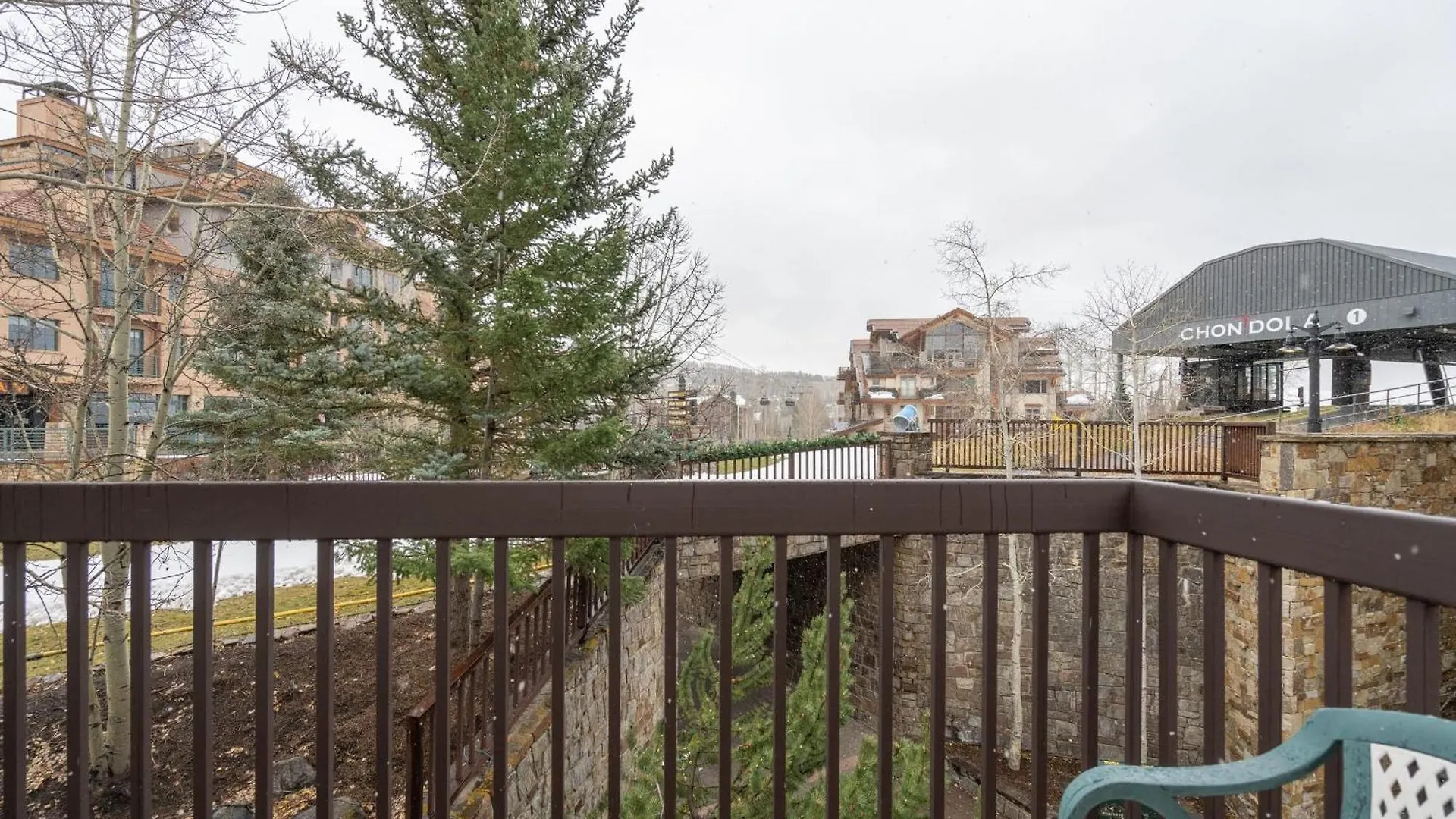 Holiday home Columbia Place 5 By Avantstay Ski-inski-out Unit In Great Location