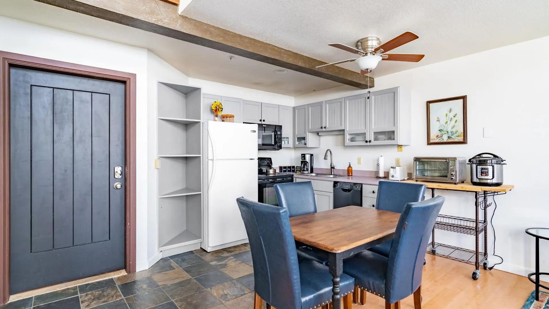 Holiday home Columbia Place 5 By Avantstay Ski-inski-out Unit In Great Location *