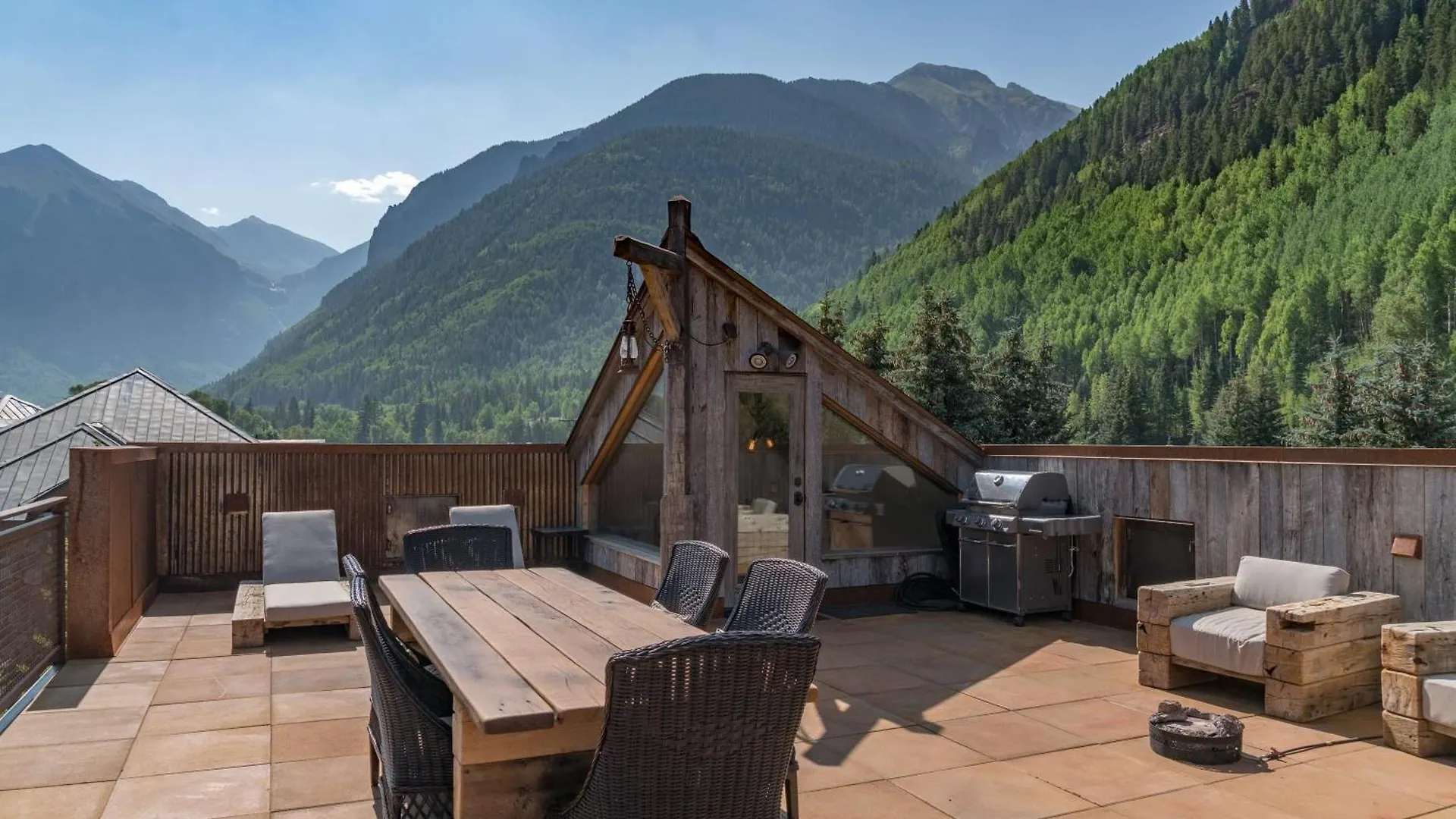 Ghostriders 11 By Avantstay Floor W Large Patio Mountain Views Telluride