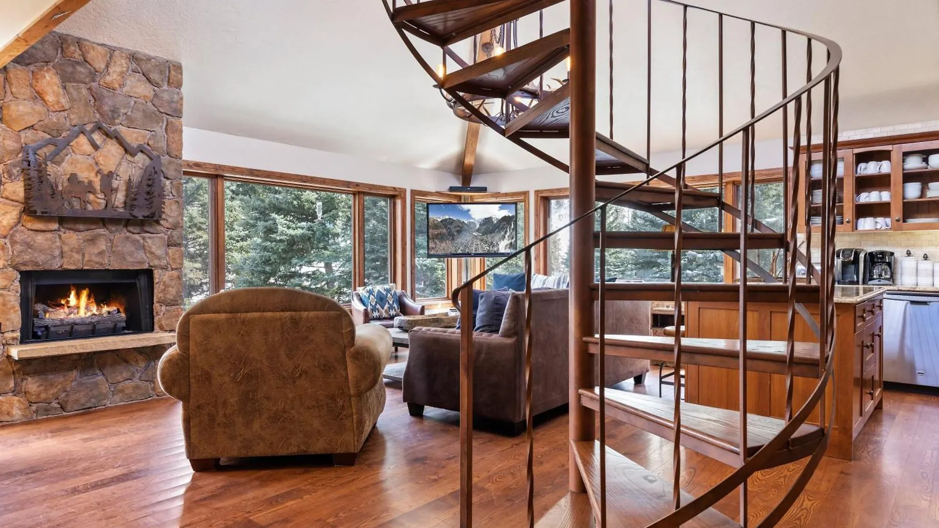 Ghostriders 11 By Avantstay Floor W Large Patio Mountain Views