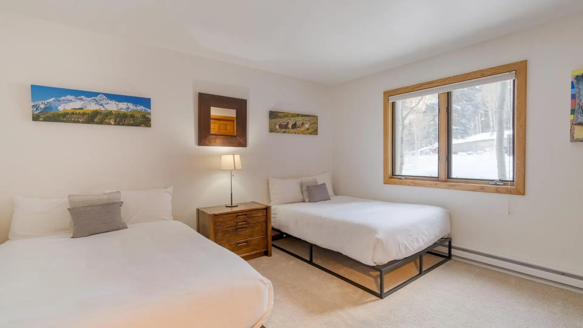 Riverside C102 By Avantstay Close To Downtown Town Park Lift 8 Holiday home