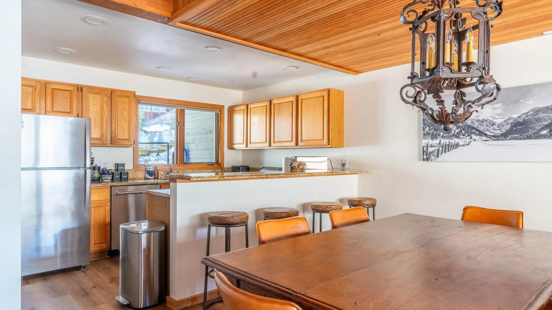 Riverside C102 By Avantstay Close To Downtown Town Park Lift 8 *