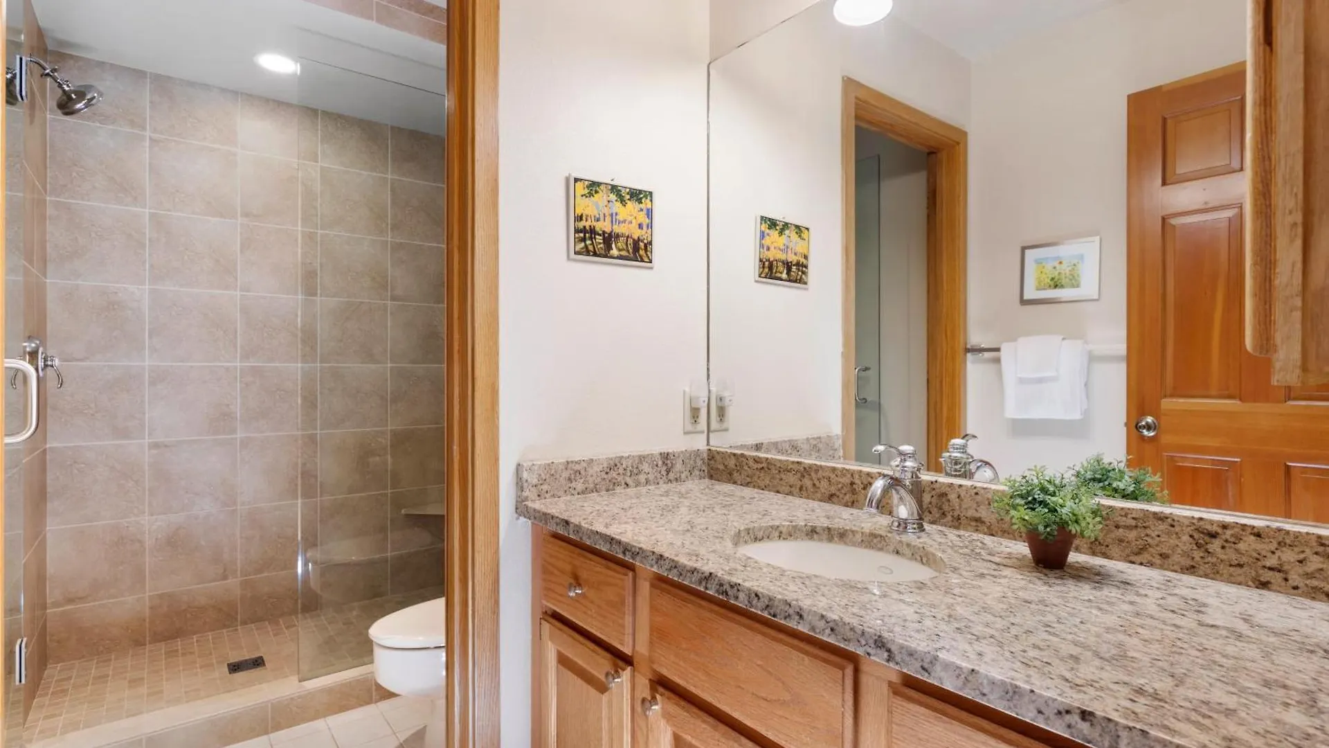 Holiday home Riverside B204 By Avantstay Close To Downtown Town Park Lift 8 *