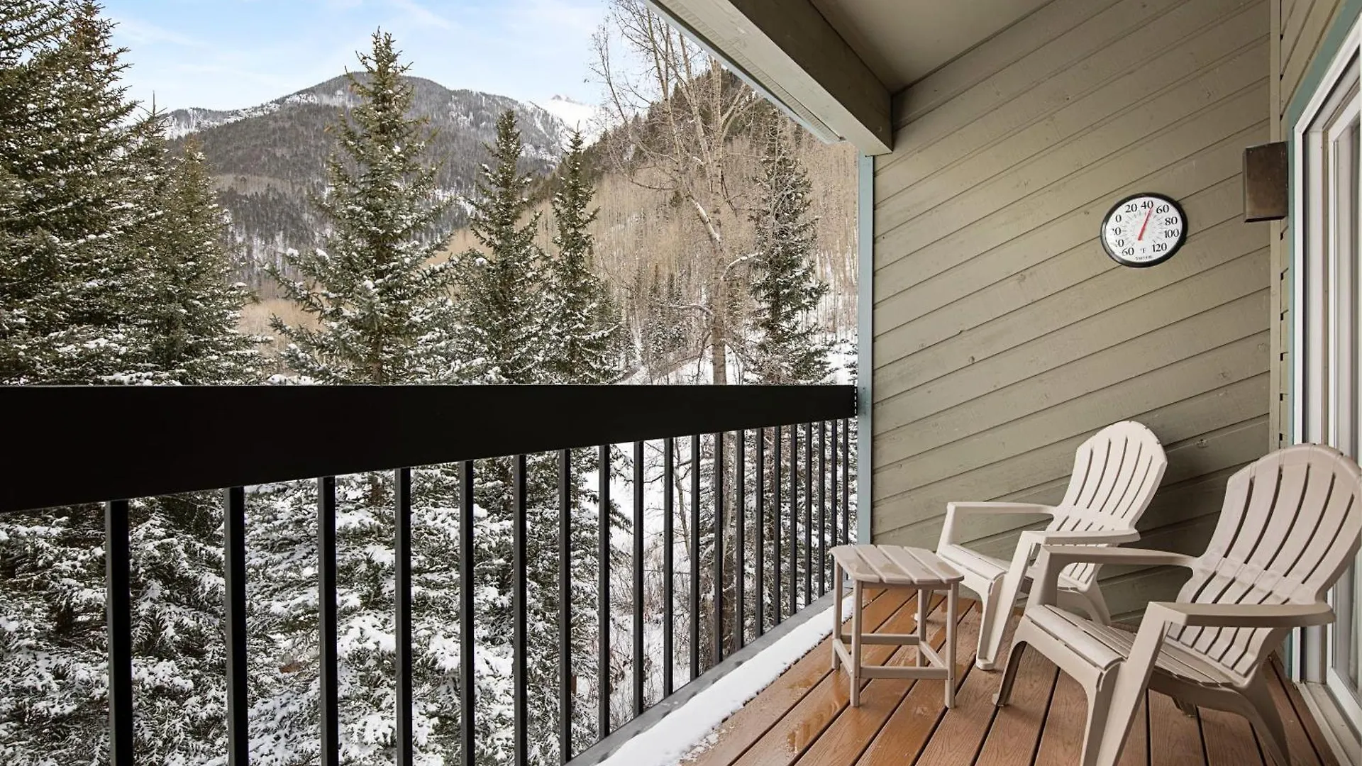Riverside B204 By Avantstay Close To Downtown Town Park Lift 8 Holiday home