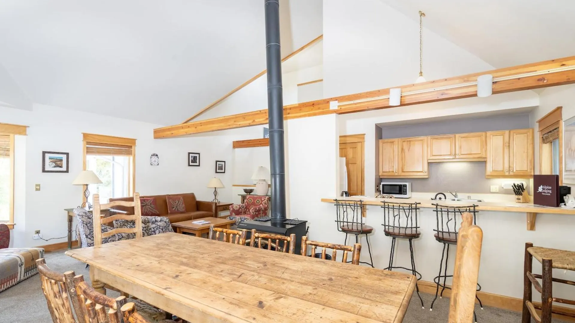 Smuggler F By Avantstay Gorgeous Close To Lift 7 Holiday home