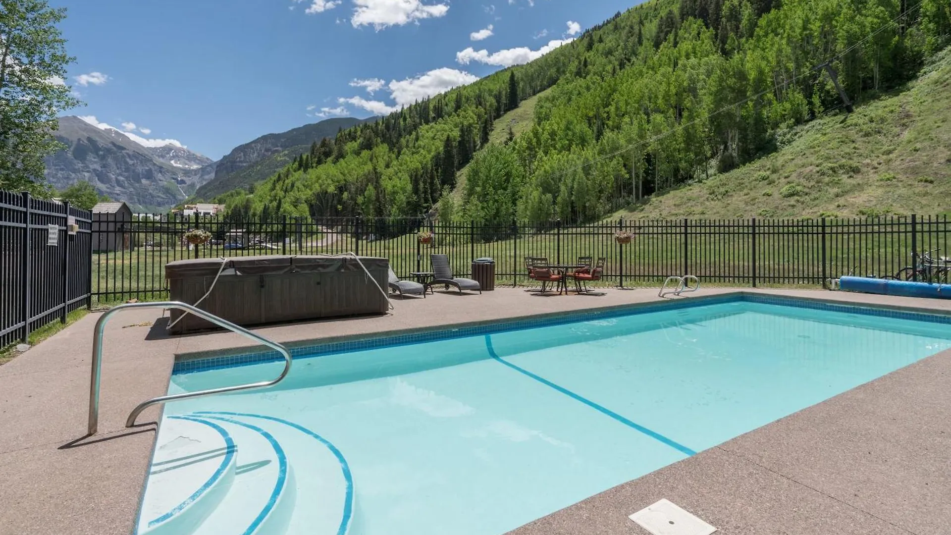 Etta Place Too 103 By Avantstay Close To Town The Slopes In Complex W Communal Pool Hot Tub * Telluride