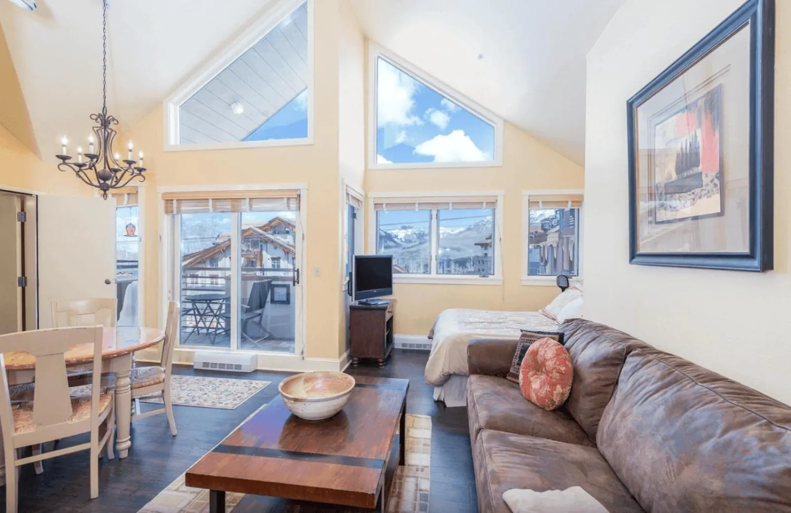 Blue Mesa Penthouse By Avantstay Buyout Of 3 Units Ski-inski-out Holiday home Telluride