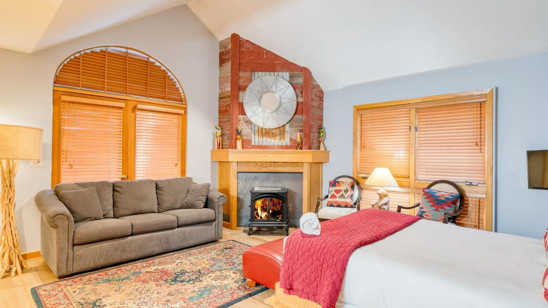 Le Chamonix B By Avantstay Located In Mountain Village Close To Golf Course Skiing Holiday home