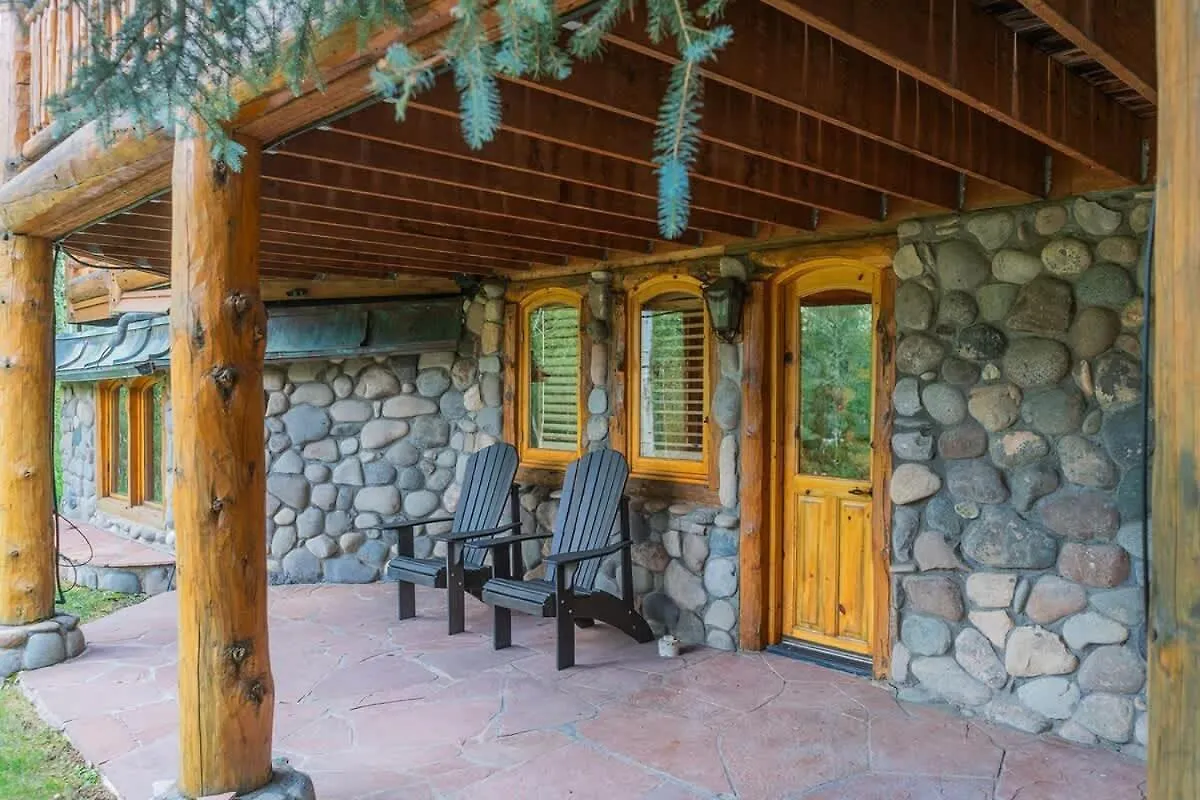 Absolutely Amazing Slopeside Mountain With Chalet Telluride
