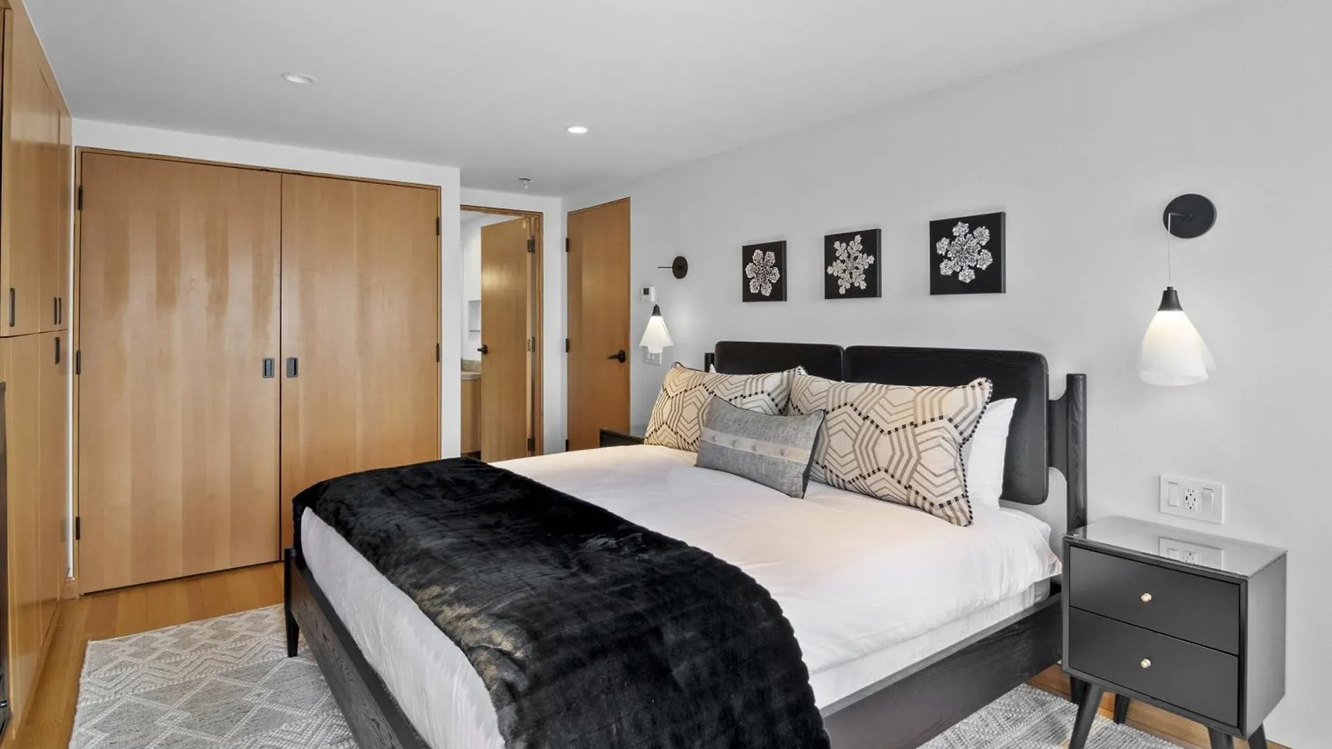 Four-bedroom House *