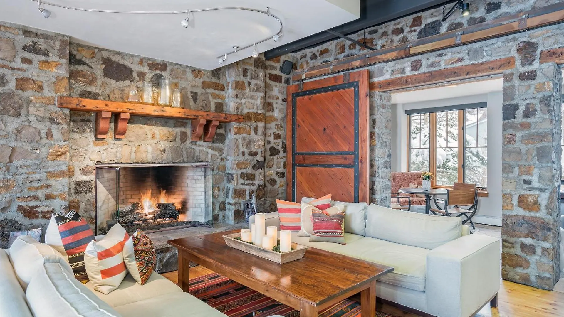River Club 105 By Alpine *