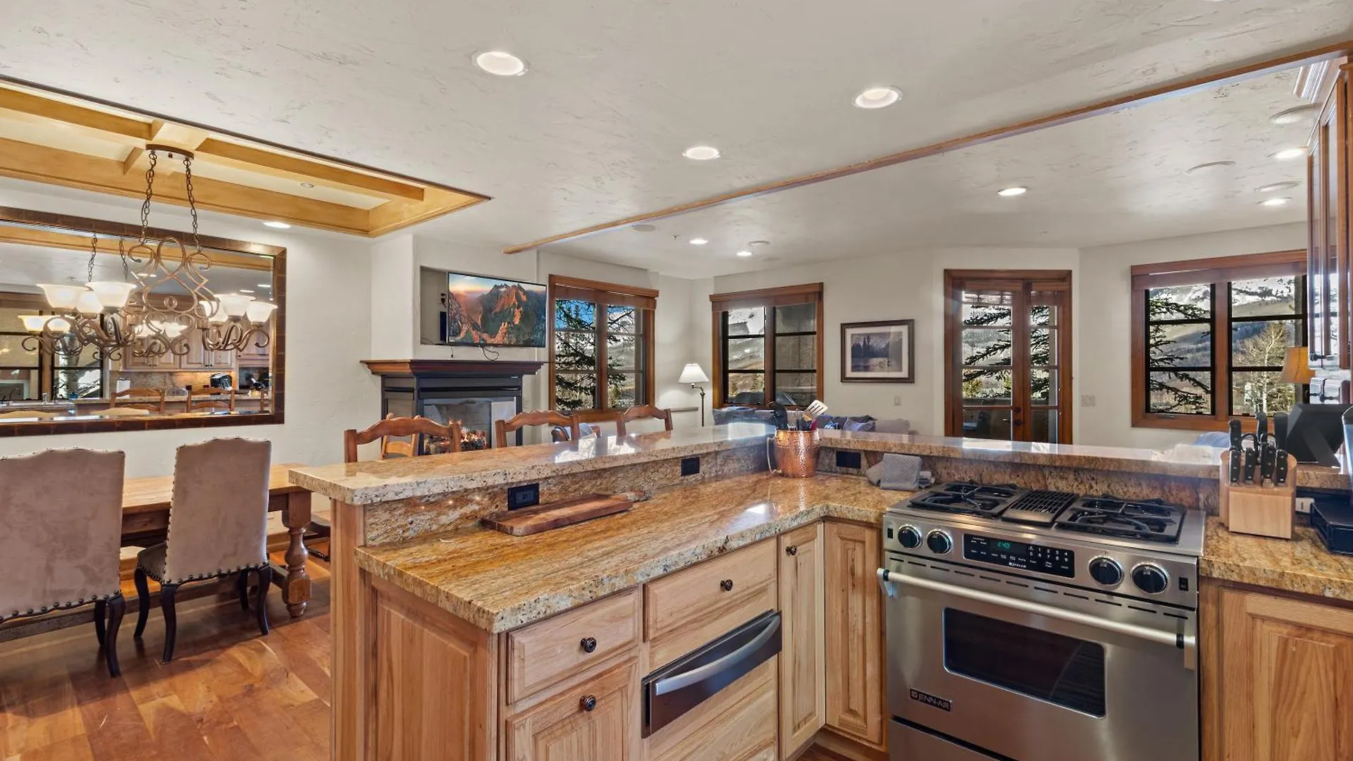 Skiside At Lorian By Exceptional Telluride