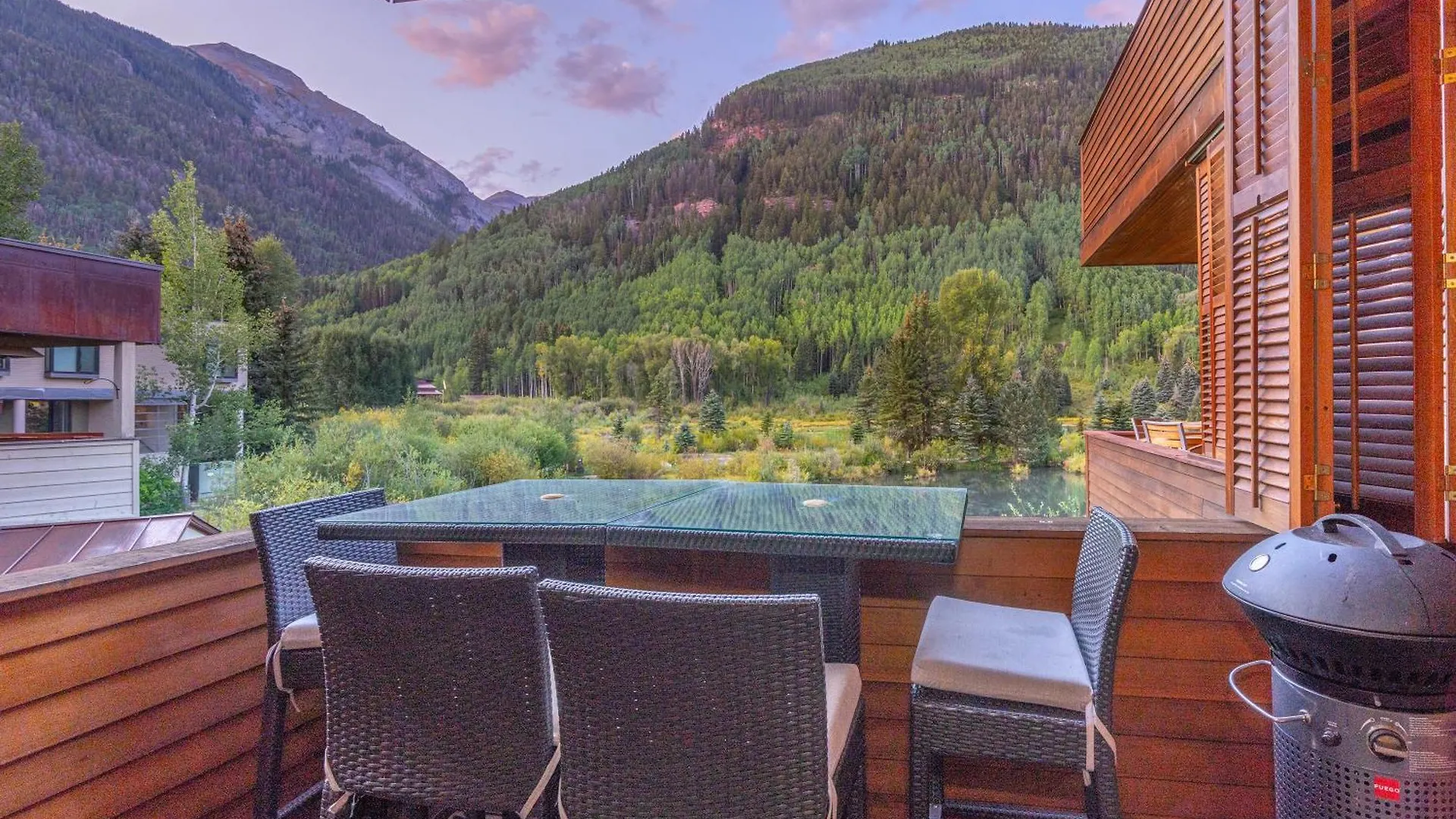 Modern Willow By Exceptional Apartment Telluride