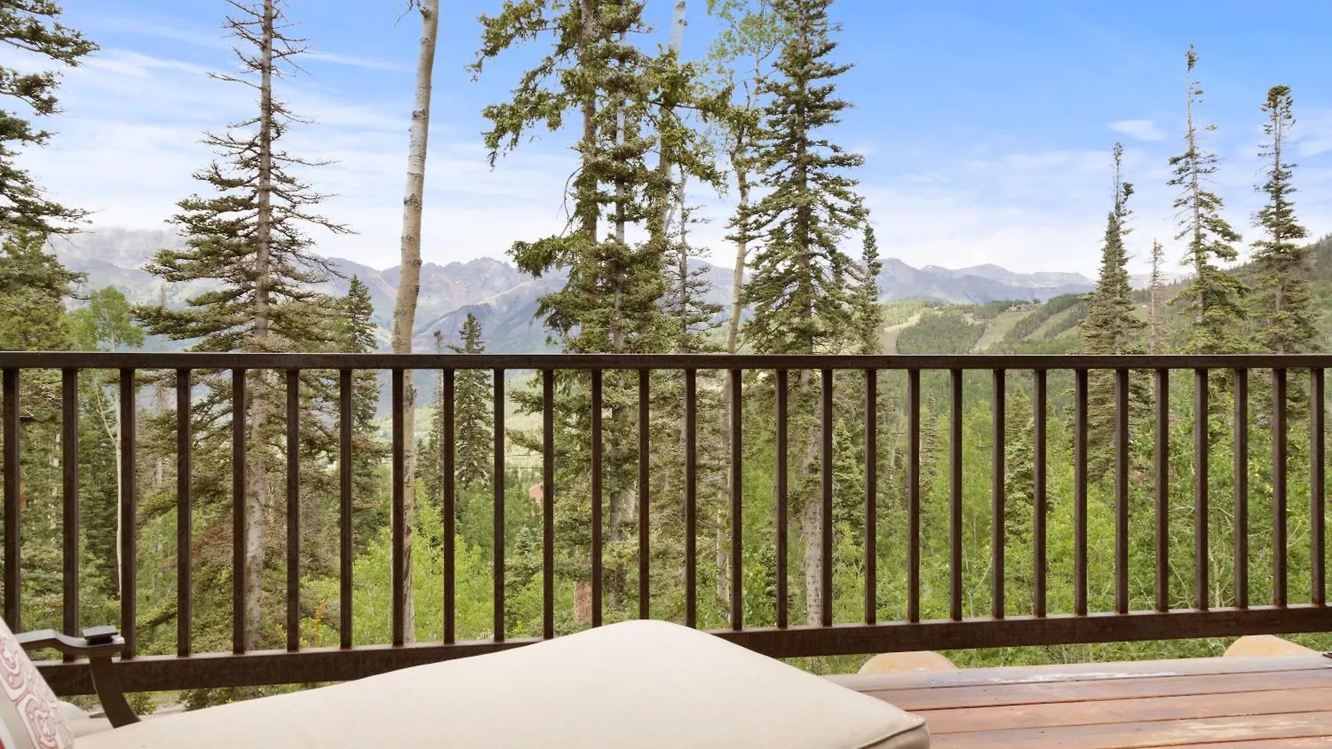 Hilltop Hideaway By Exceptional Telluride
