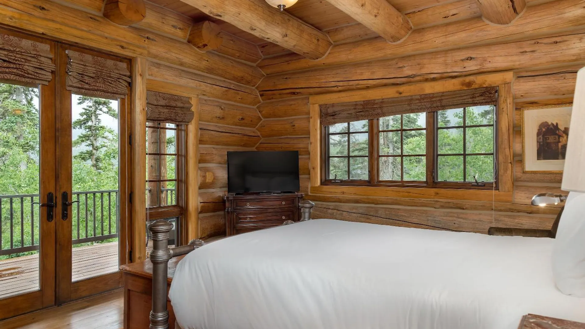 Hilltop Hideaway By Exceptional Chalet *